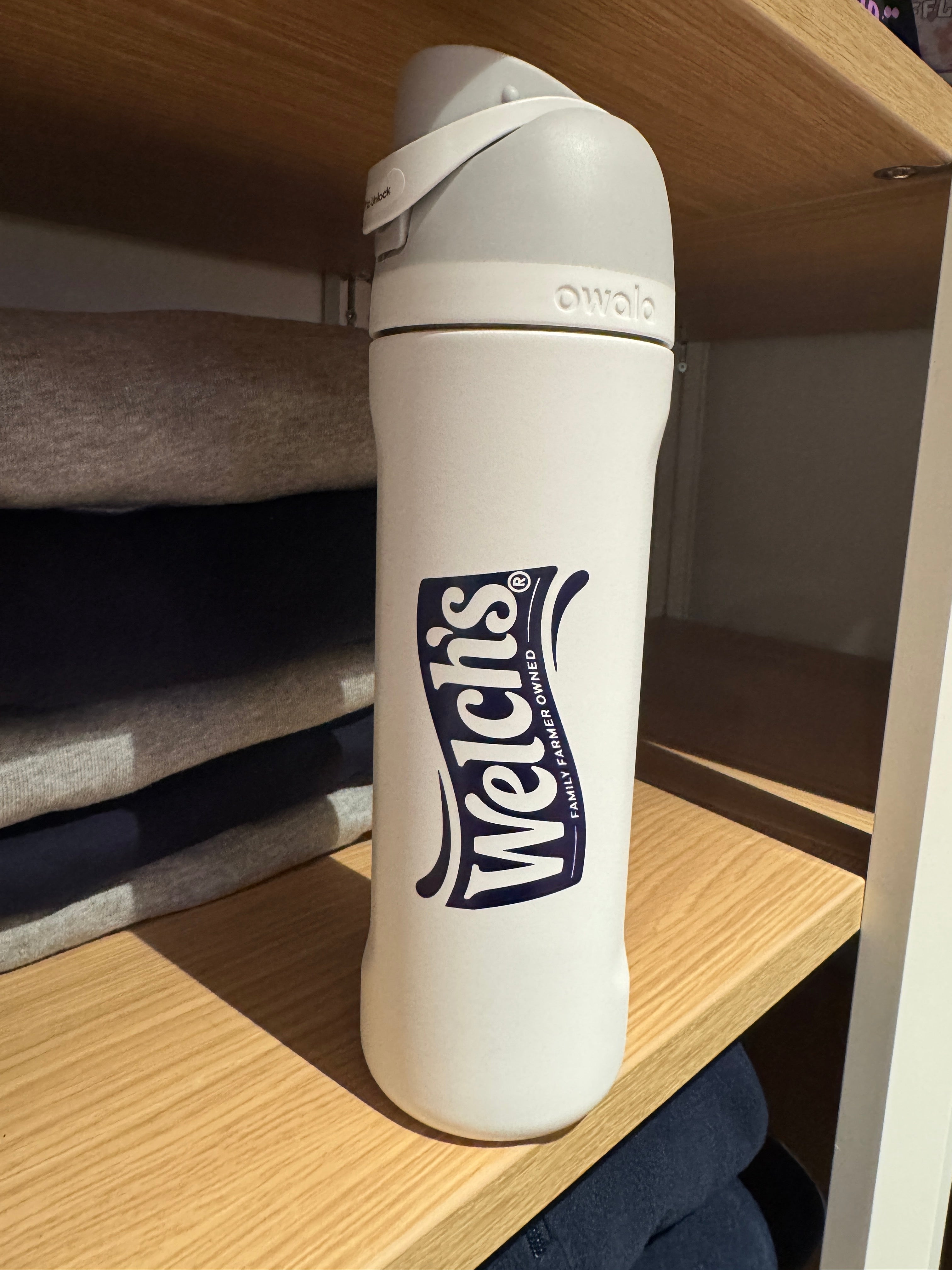 Owala FreeSip Stainless Steel Water Bottle 24oz